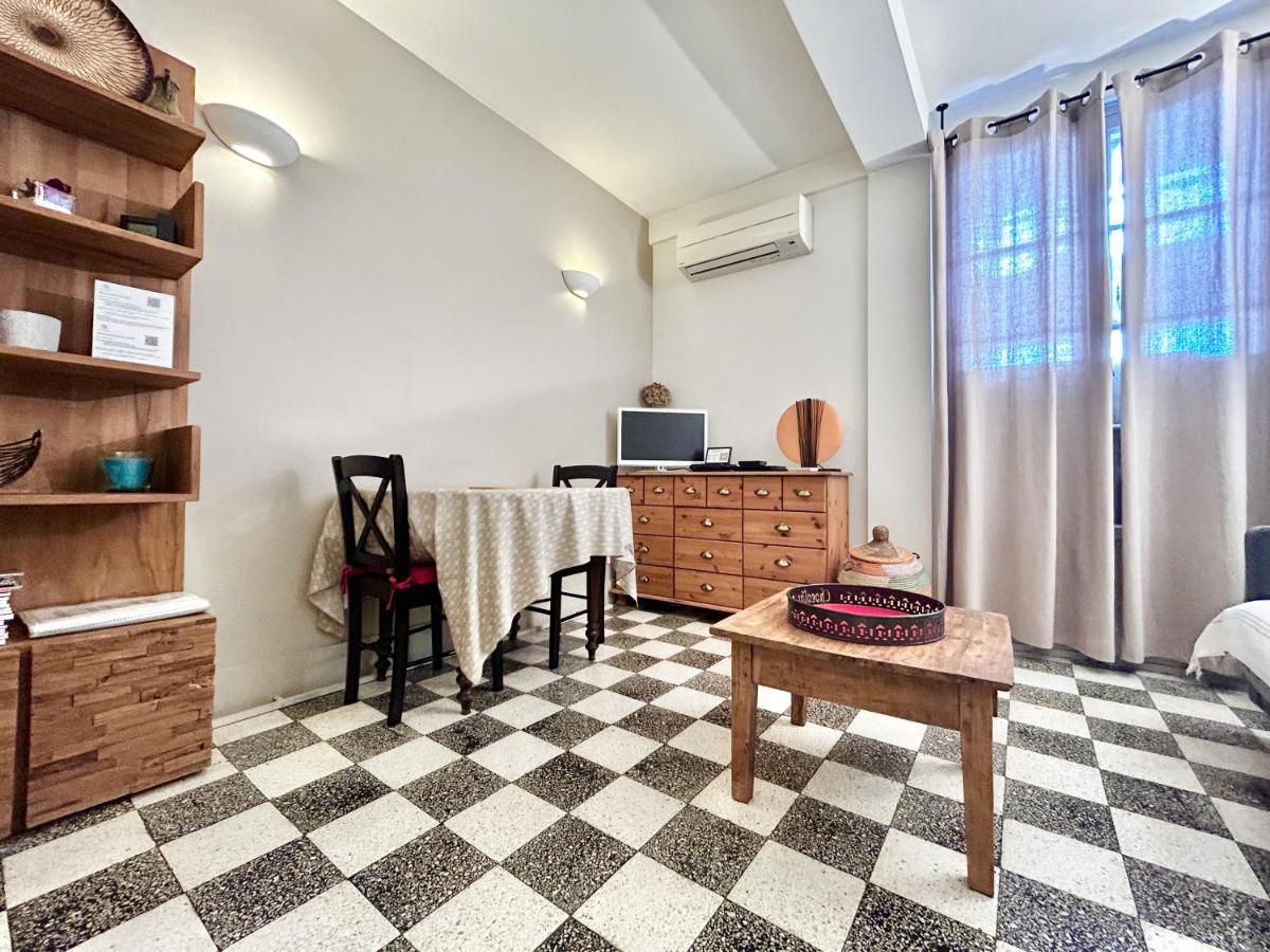 Aparthotel Riviera - Balcon Des Etats Unis - Old Town Promenade Des Anglais نيس المظهر الخارجي الصورة